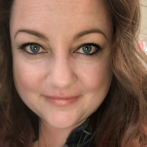 Meet your Posher, Kimberley - Picture 2 of 4